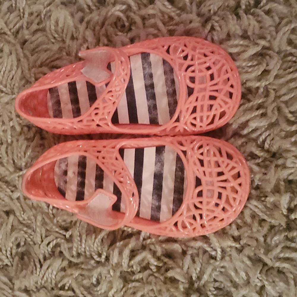 Pink Mary Jane Jellies size 6 toddler girl
